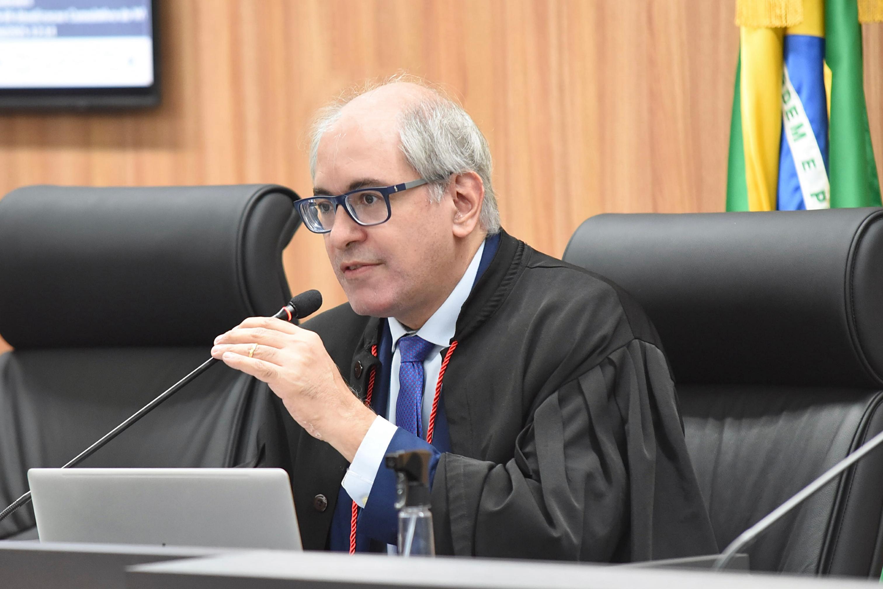 BANDEIRA_FOTO_MARCELLE CRISTINE.jpeg