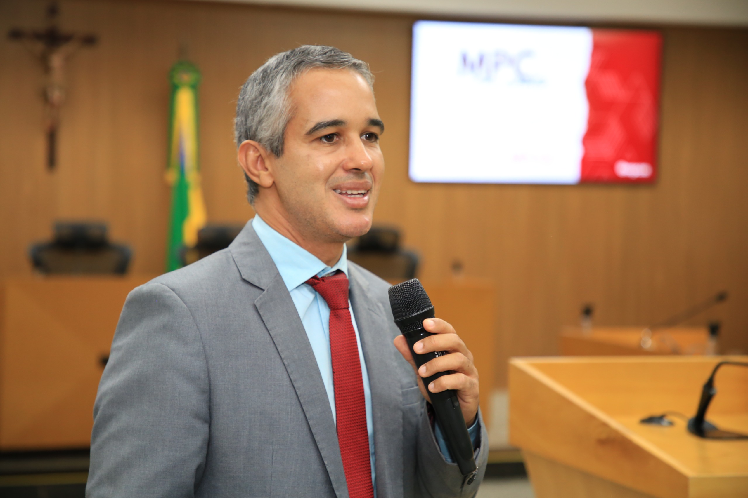 EDUARDO MPC PAUTA.jpeg