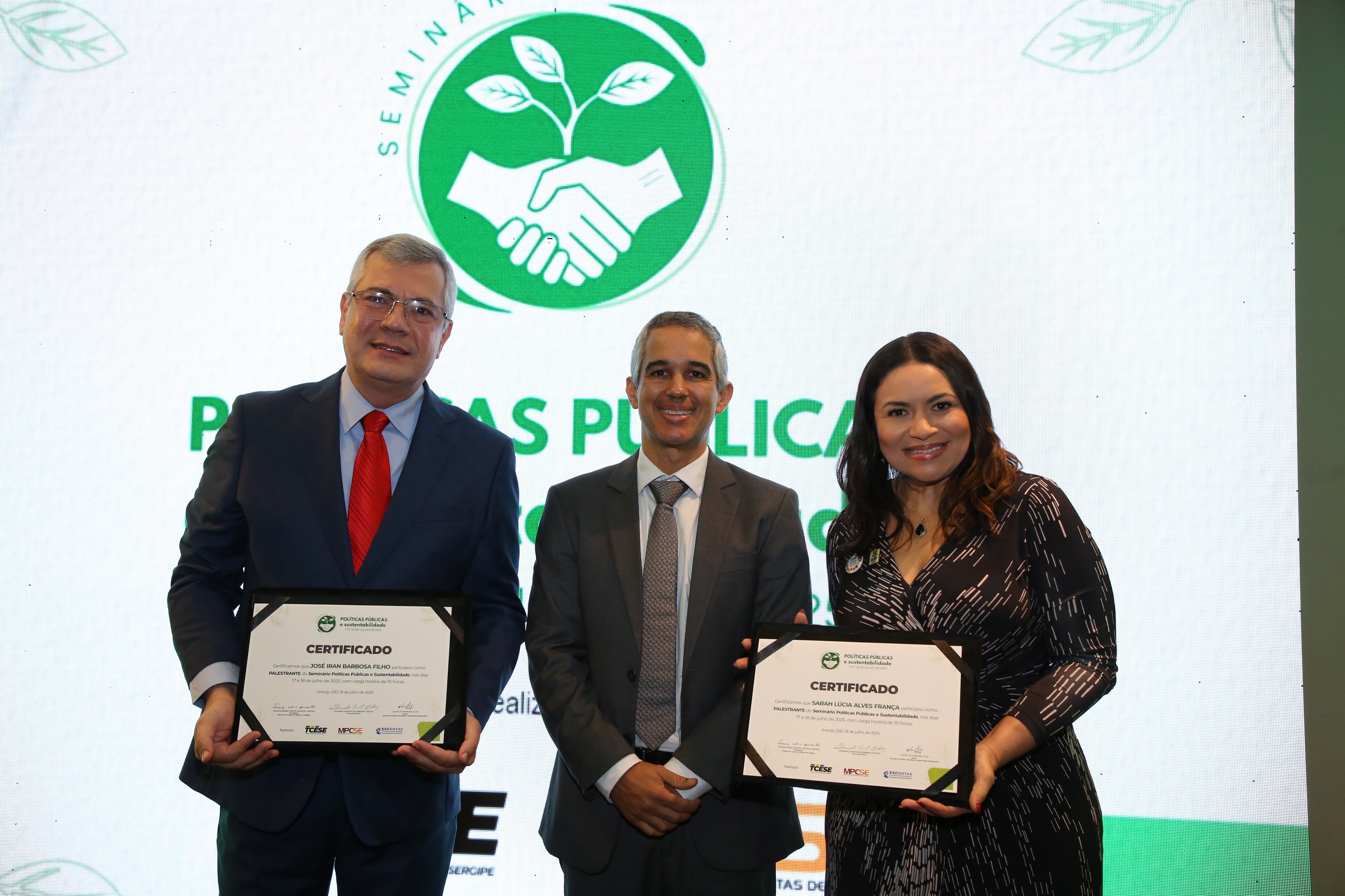 IRAN SARAH_FOTO CLEVERTON RIBEIRO.jpg