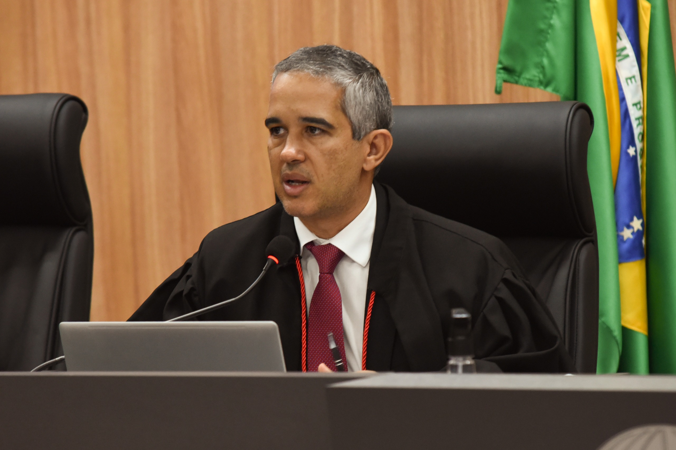 Pleno 09102025 9.jpg